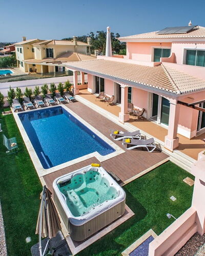 V8 Bastos - Vip Properties