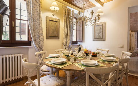 Villa Zambra: Mobilia, Interior Design, Sala Da Pranzo, Tavolo, Sedia, Legna, Soffitto, Pavimentazione, Cucina & Sala Da Pranzo Tavolo, Camera