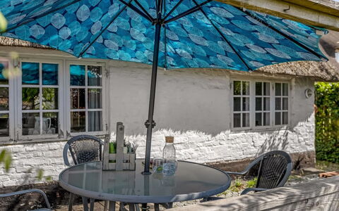 Deik - 25Km from the Sea: Estate, Shade, Driveway, Agriturismo