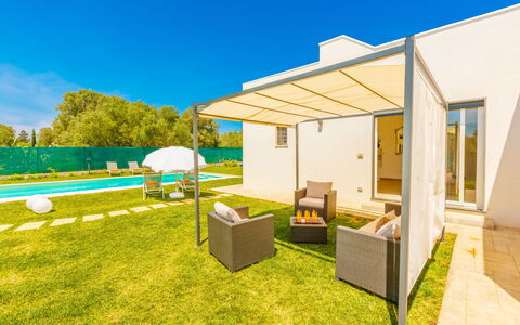 Villa Eufriama: Shade, Prato, Tempo Libero, Landscaping, Estate, Piscina, Cortile, Erba Sintetica, Villa, Eco Hotel