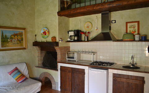 Appartamento Il Fienile Del Sole, Wifi, Perugia: Interior Design, Mobilia, Pavimentazione, Cucina, Elettrodomestico Da Cucina, Camera, Pavimento, Elettrodomestico, Stufa, Apparecchio Major