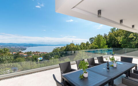 Gabi: Ricorrere, Sedia, Shade, Balcone, Eco Hotel, Piscina, Resort Citta ', Hotel, Attico, Villa