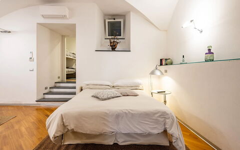 Casa Garibaldi - Levanto: Mobilia, Interior Design, Letto, Parete, Pavimento, Pavimentazione, Camera Da Letto, Soffitto, Legna, Camera