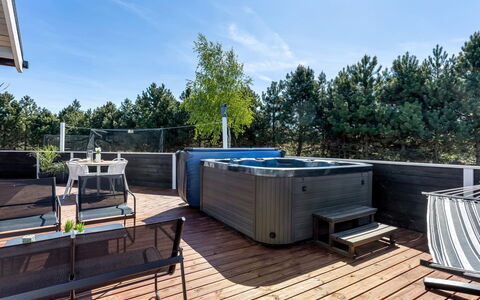 Amdi - 1.3Km from the Sea: Mobilia, Materiale Composito, Mobili Da Esterno, Sedia, Deck, Shade, Piscina, Eco Hotel, Terrazza