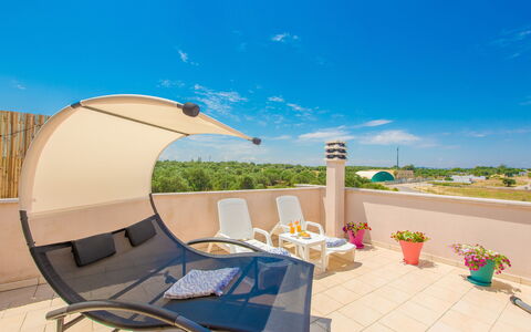 La Nuvola Sui Pedali: Appartamento, Mobili Da Esterno, Sedia, Shade, Balcone, Hotel, Villa