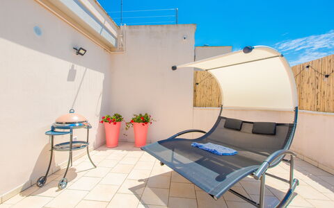 La Nuvola Sui Pedali: Mobilia, Interior Design, Appartamento, Mobili Da Esterno, Sedia, Balcone, Pianta Della Casa, Hotel, Eco Hotel, Bracciolo