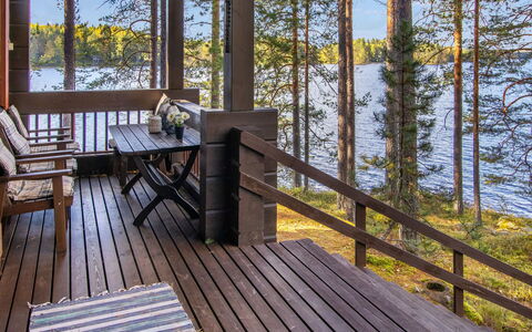 Pirkonlahti: Legna, Pavimentazione, Pavimento, Pavimento In Legno, Latifoglie, Deck, Plank, Color Legno, Portico, Soffitto