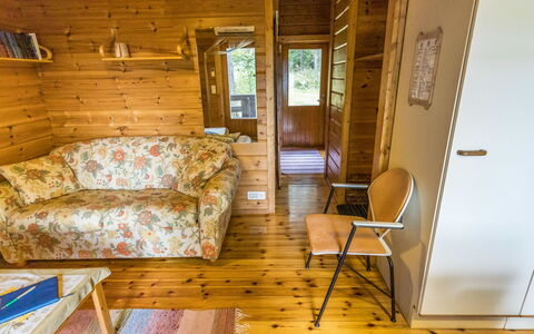 Vidnäs 7: Mobilia, Interior Design, Pavimentazione, Pavimento, Tavolo, Soffitto, Cucina & Sala Da Pranzo Tavolo, Illuminazione, Sedia, Casa