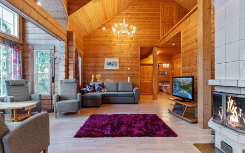 Näsinneito: Mobilia, Interior Design, Pavimentazione, Pavimento, Tavolo, Soffitto, Cucina & Sala Da Pranzo Tavolo, Illuminazione, Sedia, Casa