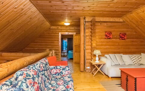 Kaivoskartano: Mobilia, Interior Design, Pavimentazione, Pavimento, Tavolo, Soffitto, Cucina & Sala Da Pranzo Tavolo, Illuminazione, Sedia, Casa