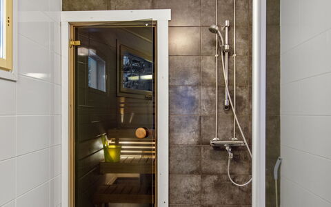 Villa Valo: Mobilia, Interior Design, Pavimentazione, Pavimento, Tavolo, Soffitto, Cucina & Sala Da Pranzo Tavolo, Illuminazione, Sedia, Casa