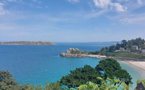 Villa la Clarté: Blu, Acqua, Corpo D'Acqua, Costa, Costiera E Morfologie Oceanic, Mare, Paesaggio Naturale, Spiaggia, Promontorio, Estate