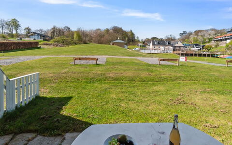 Kate - 300M from the Sea: Tetto, Casa, Zona Residenziale, Casa, Estate, Villetta, Design