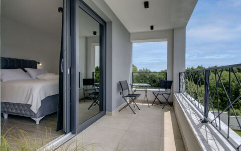 Lina: Collina, Highland, Hill Station, Area Rurale, Estate, Foresta, Piantagione, Eco Hotel, Agriturismo, Valle
