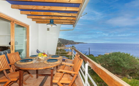Brat Salions: Legna, Mobilia, Sedia, Mare, Color Legno, Latifoglie, Balcone, Ricorrere, Deck, Eco Hotel
