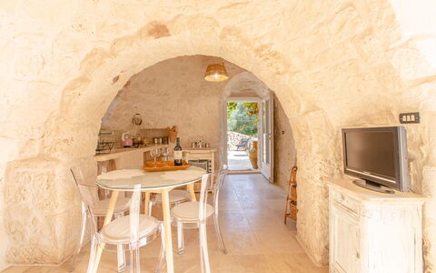 Trullo Della Quercia: Soffitto, Soggiorno, Gesso