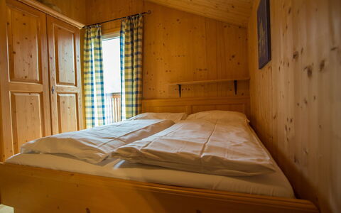 Annaberg - Lungötz 400: Legna, Camera Da Letto, Latifoglie, Color Legno, Villetta, Letto, Log Cabin, Lenzuolo, Plank, Bedding