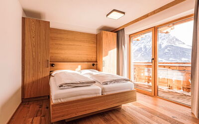 Superior mit 2 Schlafzimmer 400.3: Legna, Color Legno, Latifoglie, Pavimento In Legno, Compensato, Plank, Camera Da Letto, Legname, Letto, Bedding