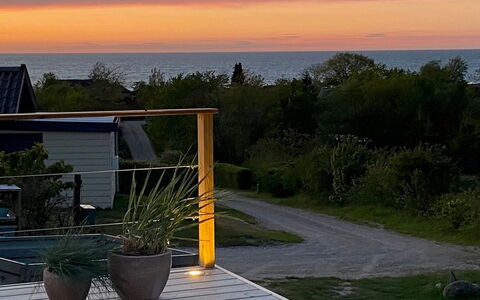 Shaya - 325M from the Sea: Bianca