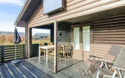 Annukka - 500M from the Sea: Catena Montuosa, Valle, Paesino Di Montagna, Resort Citta '