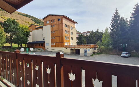 Alpina Lodge: Balcone, Congelamento