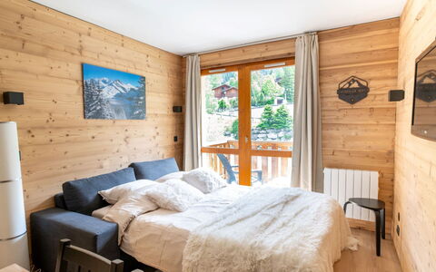La Turra: Mobilia, Interior Design, Legna, Camera Da Letto, Letto, Pavimentazione, Camera, Pavimento, Lenzuolo, Soffitto