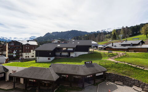 Morillon 639: Paesaggio, Hill Station, Catena Montuosa, Pendenza, Villaggio, Alpi, Valle, Paesino Di Montagna, Cresta, Inverno