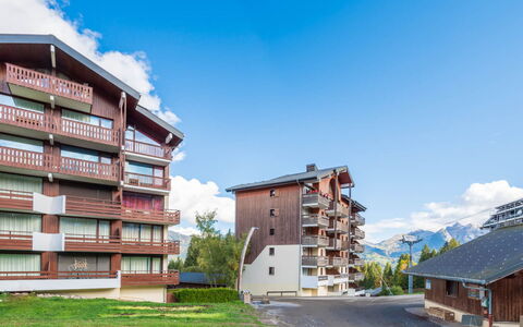 Les Eterlous: Appartamento, Hill Station, Catena Montuosa, Inverno, Neve, Condominio, Alpi, Congelamento, Geomorfologia Glaciale, Balcone