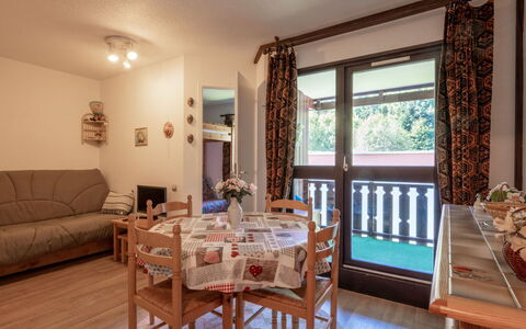 Grande Neige: Appartamento, Color Legno, Latifoglie, Balcone