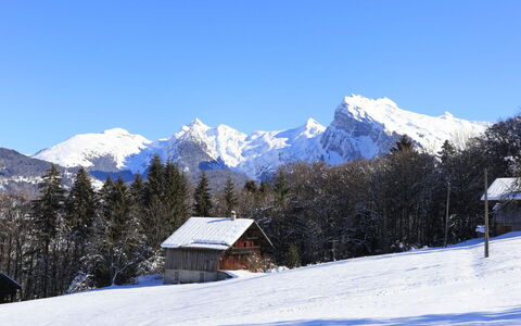 Grande Neige: Neve, Cielo, Geografia Montane, Montagna, Inverno, Albero, Catena Montuosa, Geomorfologia Glaciale, Casa, Casa