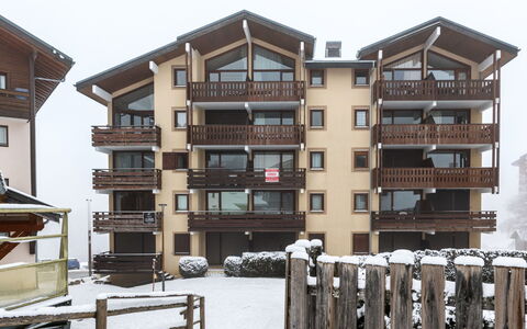 Morillon 651: Appartamento, Zona Residenziale, Inverno, Balcone, Condominio, Neve, Congelamento, Hotel