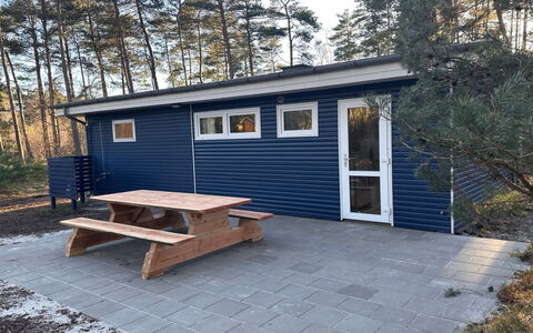 Pisana - 300M from the Sea: Mobilia, Interior Design, Pavimentazione, Pavimento, Soffitto, Camera, Sedia, Tavolo, Appartamento, Cucina & Sala Da Pranzo Tavolo