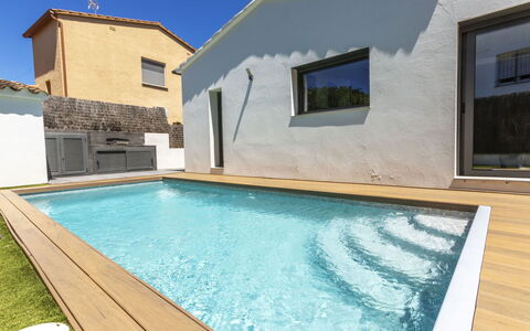 La Manzaneta: Piscina, Materiale Composito, Ricorrere, Eco Hotel, Villa, Giochi D'Acqua, Backyard, Hotel