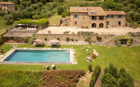 Villa Domus Papi: Estate, Piscina, Hacienda, Villa, Agriturismo, Dimora, Giardino, Ricorrere, Eco Hotel, Landscaping