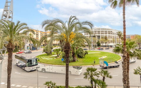 Mercuri: Albero, Costruzione, Città, Zona Urbana, Spazio Pubblico, Appartamento, Zona Residenziale, Area Metropolitana, Condominio, Uso Misto