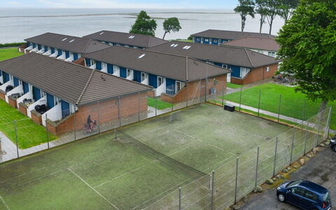 Kari - 50M from the Sea: Appartamento, Condominio, Estate, Balcone, Villa, Hotel