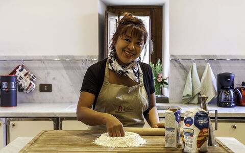 Torre Antica: Cibo, Cucinando, Tavola, Ingrediente, Cucinare, Cucina, Controsoffitto, Elettrodomestico Da Cucina