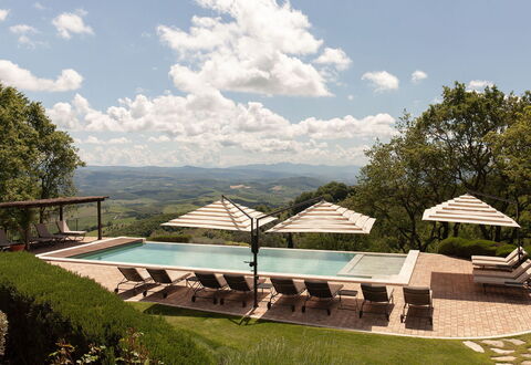 Torre Antica: Piscina, Mobili Da Esterno, Ricorrere, Lettino, Eco Hotel, Shade, Landscaping, Estate, Agriturismo, Villa