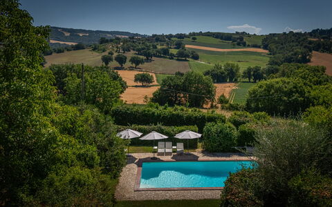 La Piccola Oasi: Piscina, Estate, Ricorrere, Giardino, Eco Hotel, Estate, Landscaping, Villa, Agriturismo, Piantagione