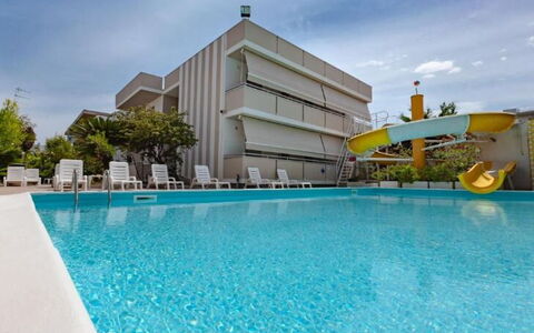 Marconi Seaside Residence, Pool, Wifi, Abruzzo: Piscina, Hotel, Ricorrere, Shade, Villa, Resort Citta ', Boutique Hotel