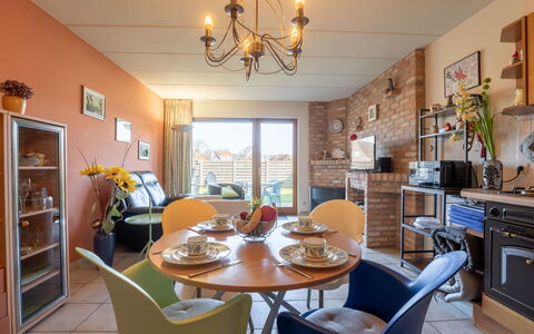 Geluid Van de Zee: Mobilia, Interior Design, Sedia, Pavimentazione, Tavolo, Legna, Soffitto, Cucina & Sala Da Pranzo Tavolo, Sala Da Pranzo, Lampada