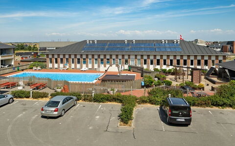 Mijat - 50M from the Sea: Piscina, Materiale Composito, Ricorrere, Hotel, Eco Hotel, Resort Citta '