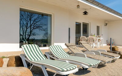 Kora - 2Km from the Sea