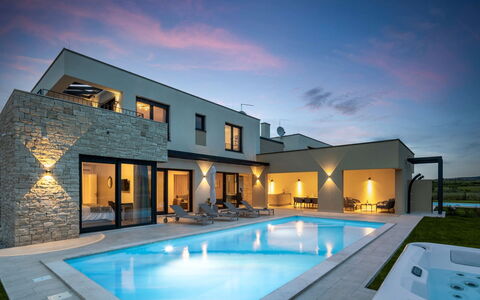 Stella: Casa, Villetta, Estate, Shade, Giardino, Backyard, Cortile, Hacienda, Landscaping, Edifici Giardino