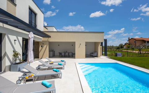 Stella: Casa, Villetta, Estate, Shade, Giardino, Backyard, Cortile, Hacienda, Landscaping, Edifici Giardino