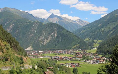 Mayrhofen 905: Montagna, Geografia Montane, Collina, Catena Montuosa, Paesaggio Naturale, Highland, Paesaggio, Valle, Hill Station, Ecoregione