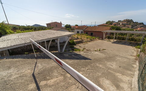 Marciana 11: Appartamento, Condominio, Shade, Balcone, Ricorrere, Cortile, Hotel, Città Universitaria