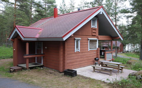 Puolukka 2: Legna, Casa, Villetta, Tetto, Casa, Capannone, Raccordo, Area Rurale, Edifici Giardino, Log Cabin