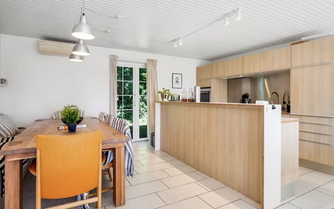 Matild - 250M from the Sea: Estate, Shade, Driveway, Agriturismo