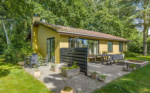Matild - 250M from the Sea: Estate, Shade, Driveway, Agriturismo